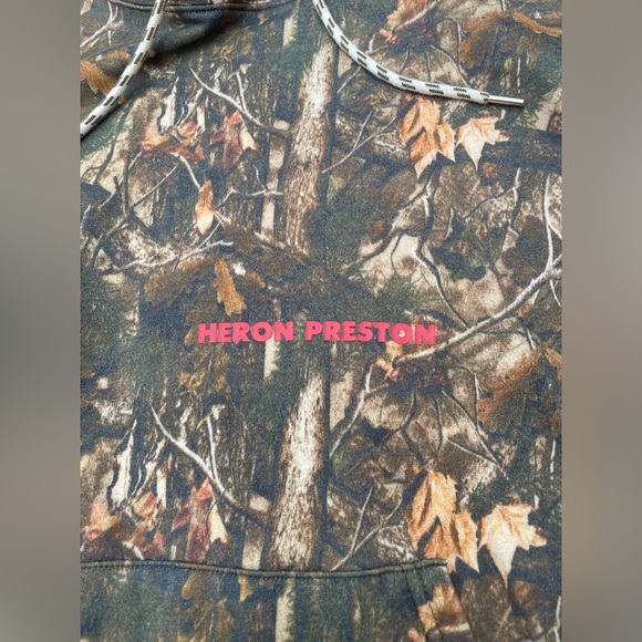 Camo Hoodie - Picture 2 of 6